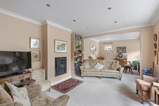 3 bed Detached Bungalow for sale Image 6