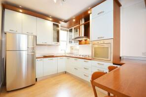 Flat B, 84, Broxash Road, London SW11 6AB
