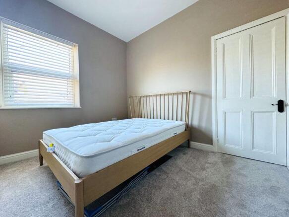 2 bed Terraced for sale Image 9