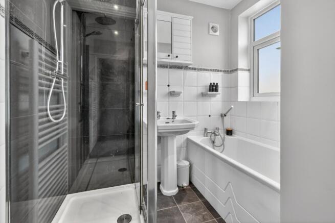 3 bed Semi-Detached for sale Image 11