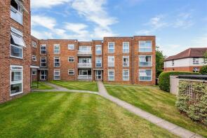 Flat 18, Holly Court, Worcester Road, Sutton SM2 6QB