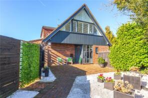 Little Orchard, Blakes Road, Reading RG10 8LA