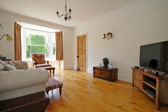 reception room 2