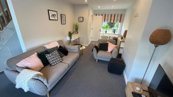 3 bed House to rent Image 4