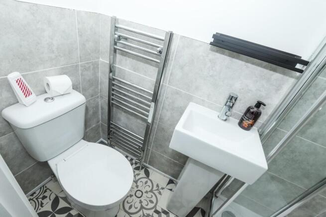 5 bed Private Halls to rent Image 5