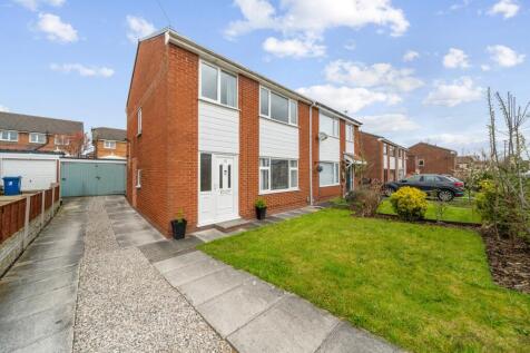 Glastonbury Avenue, Lowton, WA3