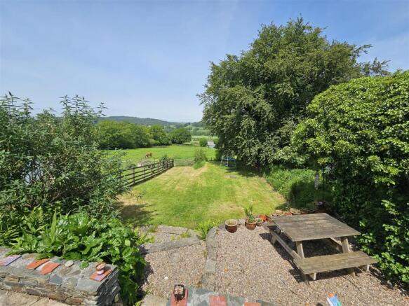 Rear Gardens.jpg