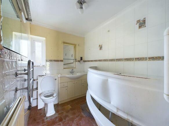 8 - Goose Green, Yate.jpg