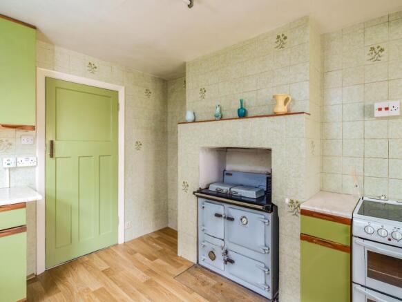 Kitchen (view b)