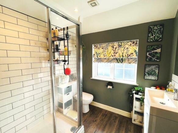 Shower Room.JPEG