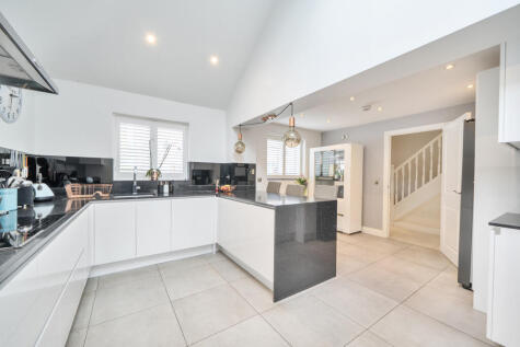 Pevensey Way, Croxley Green, Rickmansworth, Hertfordshire
