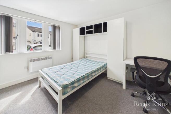1 bed Apartment to rent Image 7