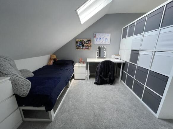 Bedroom 4a.JPG