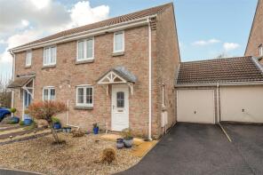 4, Rowe Close, Rockwell Green, Wellington TA21 9RZ