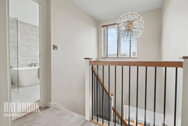 3 bed Detached for sale Image 10