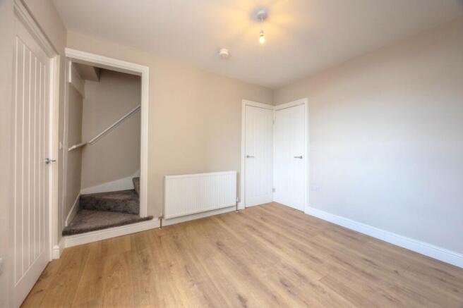 3 bed Terraced to rent Image 10