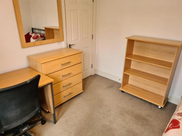 Bedroom 2a - Flat 2, 43 Mill Road.jpg