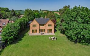 Bank Villa Gardens, Luston HR6 0EB