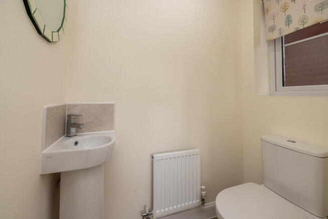 3 bed Detached for sale Image 7