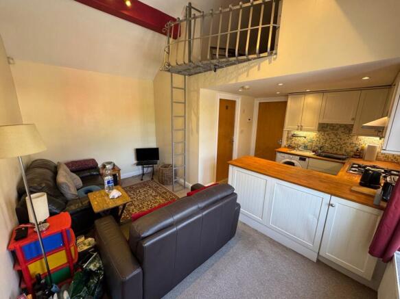 1 bed Apartment for sale Image 2