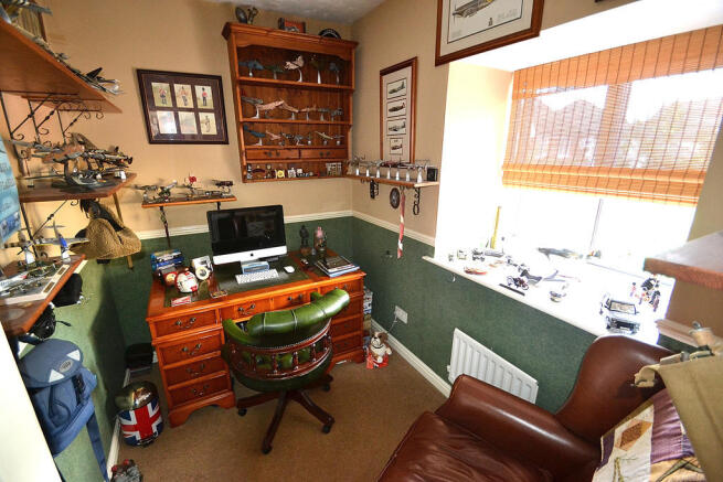 Photo 8