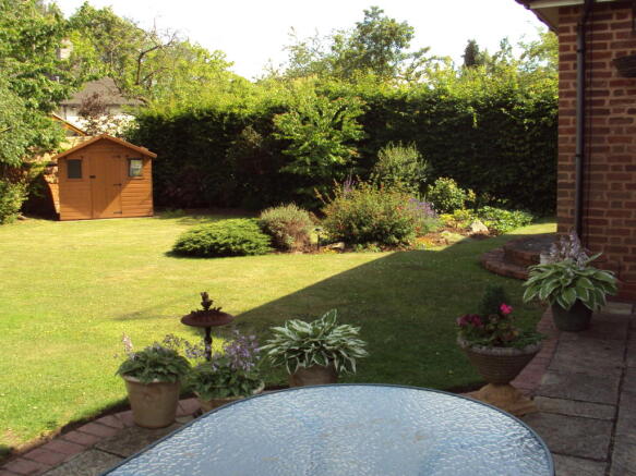 Photo 8