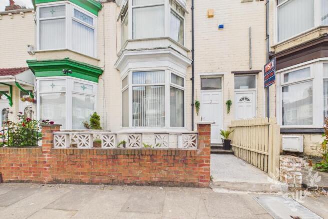 3 bed Terraced for sale in middlesbrough
