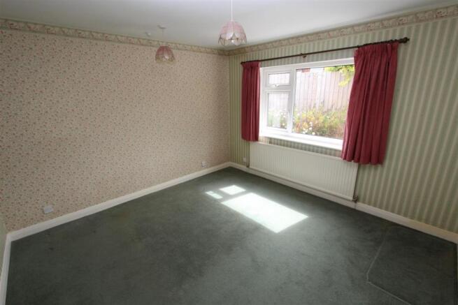 Master Bedroom.JPG