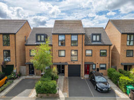37, Arkwright Walk, Nottingham NG2 2HW