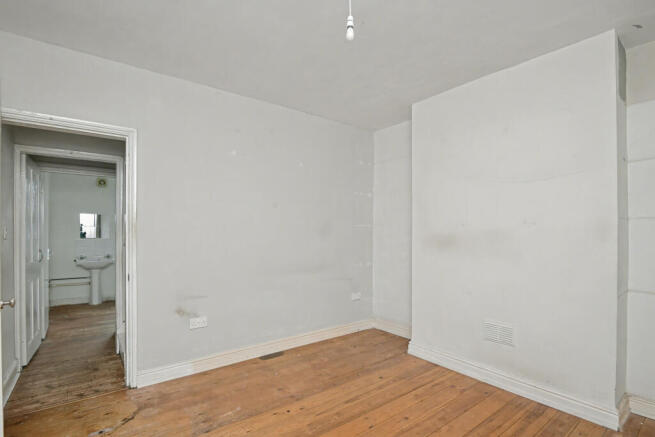 6 Lindum Avenue, Lincoln, Lincolnshire, LN2 5JB