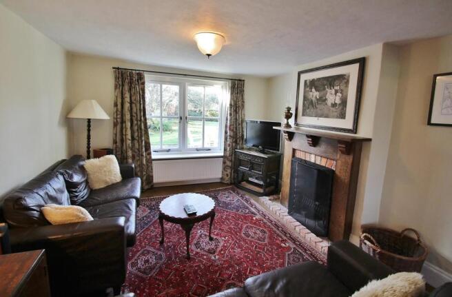 Sitting Room Area.JPG