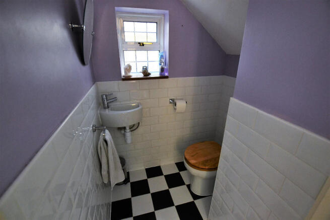 G/f Cloakroom