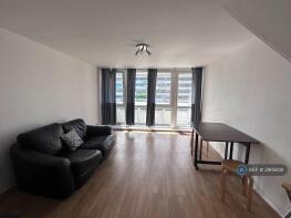 Flat 51, Wyndham Court, Commercial Road, Southampton SO15 1GT