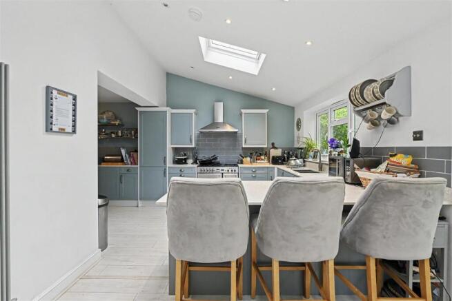 Nicholas Close, St Albans photo 4