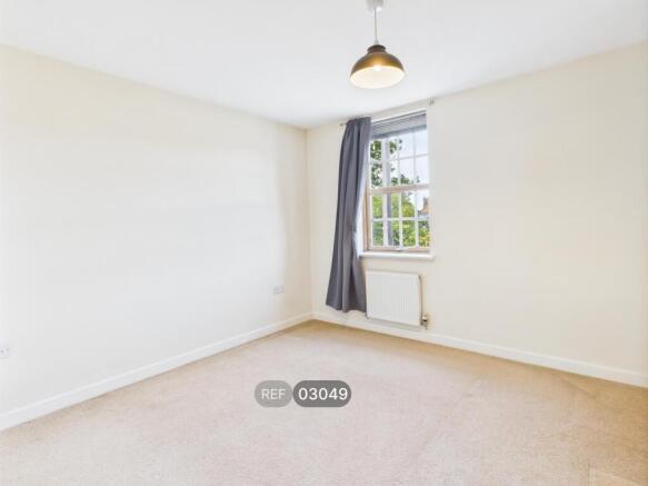 2 bed Apartment to rent Image 9