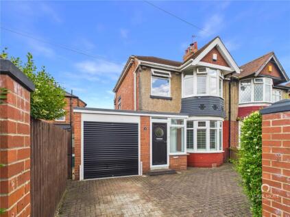 Chatsworth Gardens, Westerhope, Newcastle upon Tyne, Tyne and Wear, NE5