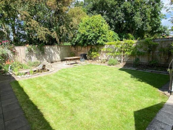 Garden 3 .jpg