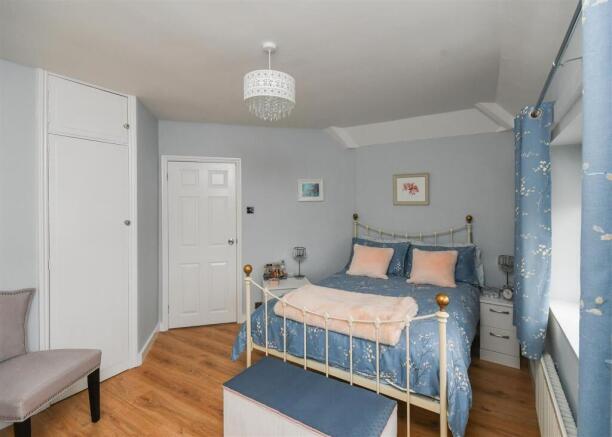 57 Windmill Lane - Bedroom 1.jpg