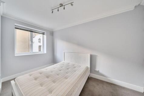 Fulham Road, South Kensington, London, SW10