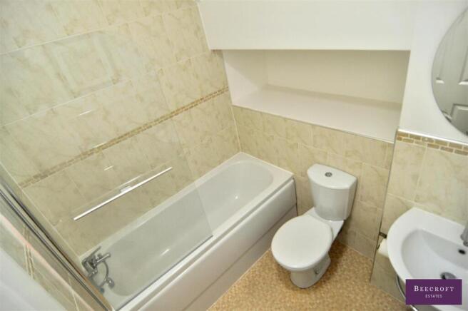 2 bed Apartment for sale Image 6