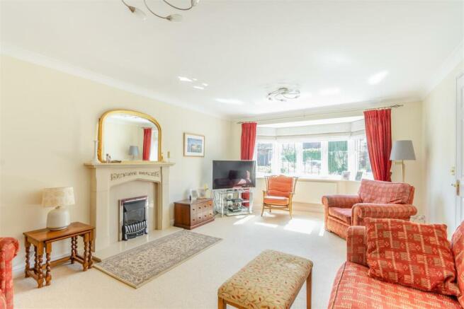 8547986-interior05.jpg