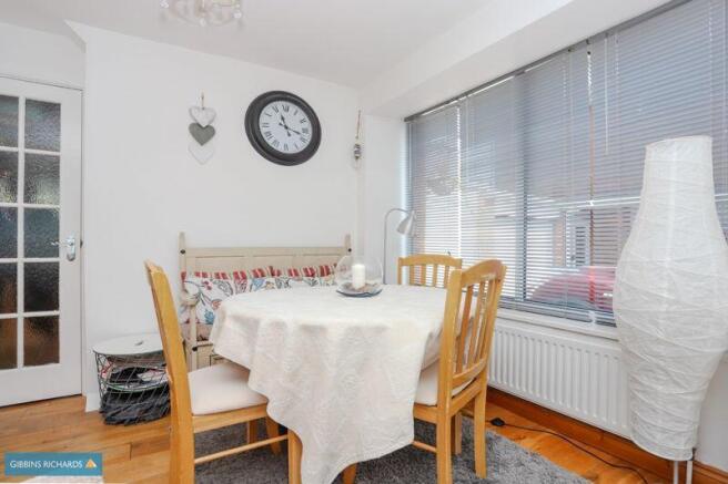 Sitting/Dining Room