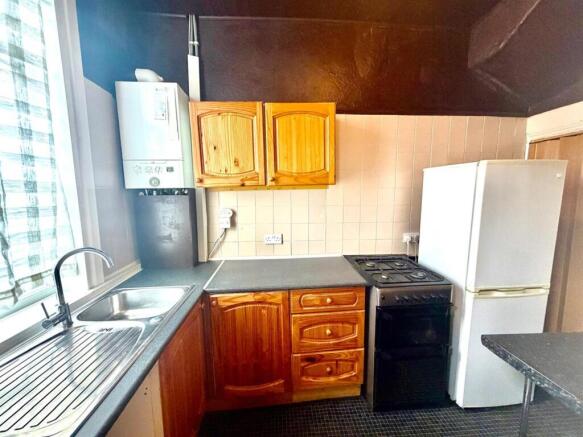 2 bed Terraced for sale Image 5