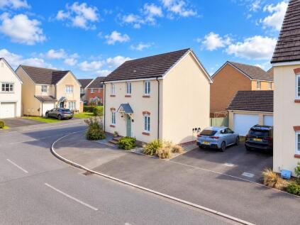 Heol Dyffryn Aur, Carway, Kidwelly, Carmarthenshire SA17