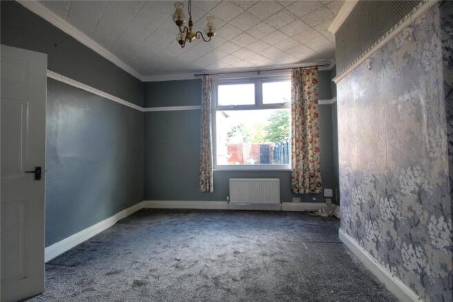 3 bed Terraced for sale Image 4