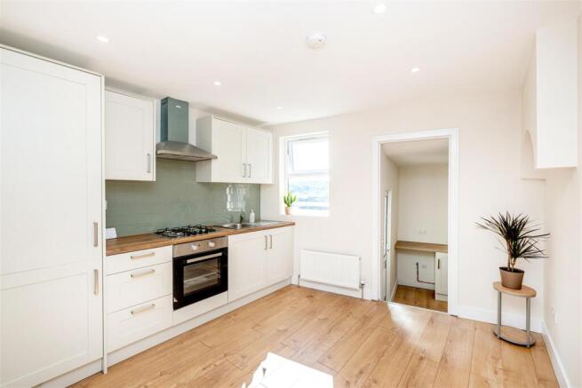 Kitchen (2)