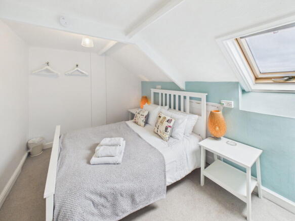 1 bed Flat for sale Image 6