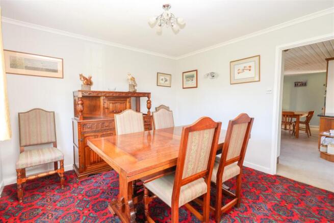 3 bed Detached Bungalow for sale Image 8