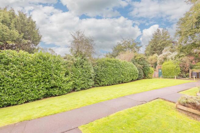 Hillside Court, Hawkhills, Chapel Allerton, Leeds, LS7 photo 2