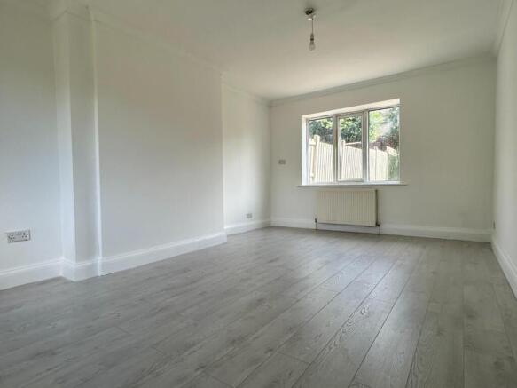 PHOTO-2026-01-06-11-04-38 3  T202601070904.jpg